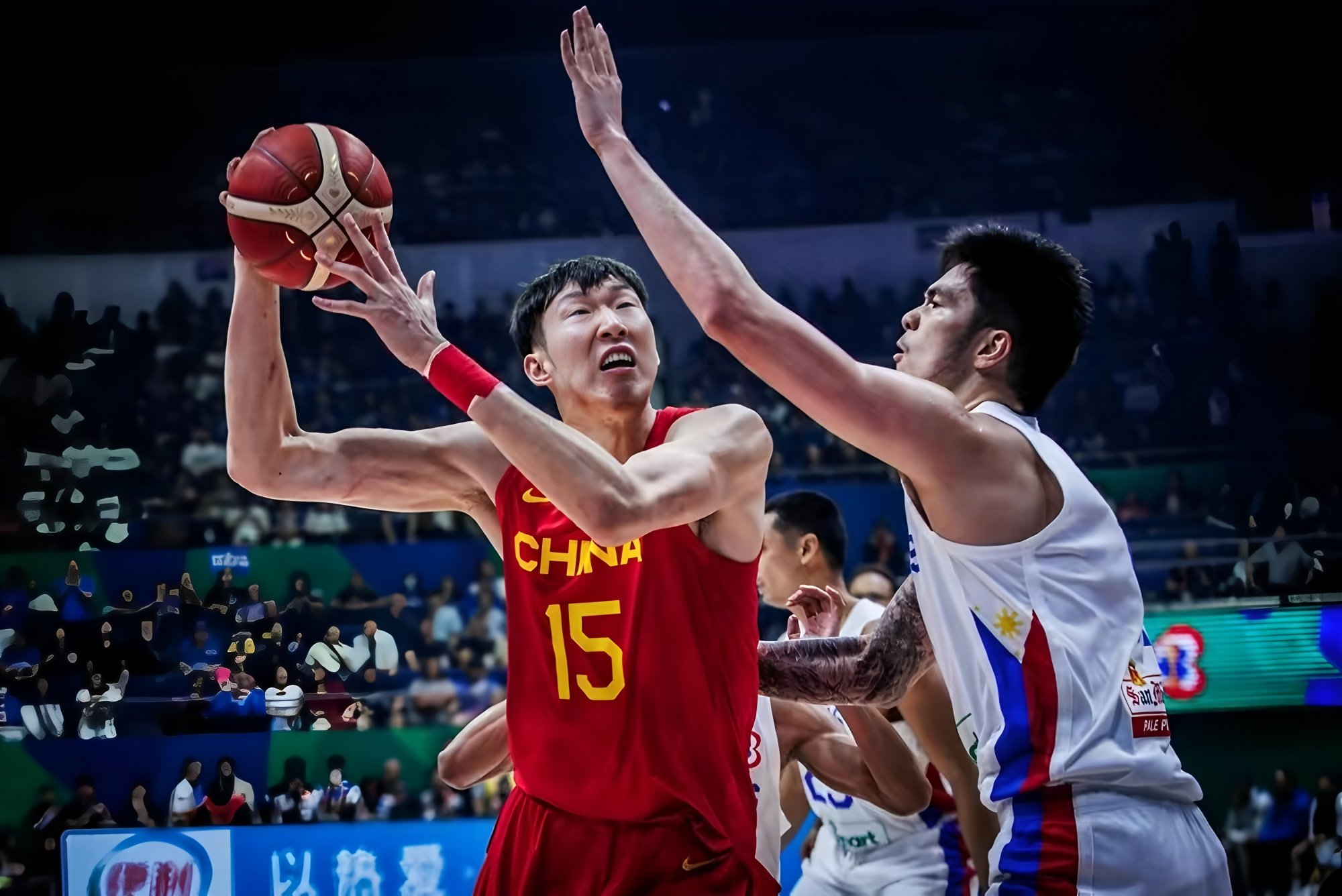 开云app-里程碑夜！山东男篮手感冰凉，CBA季后赛赛前刷纪录，态度坚定，轮换策略成焦点的简单介绍