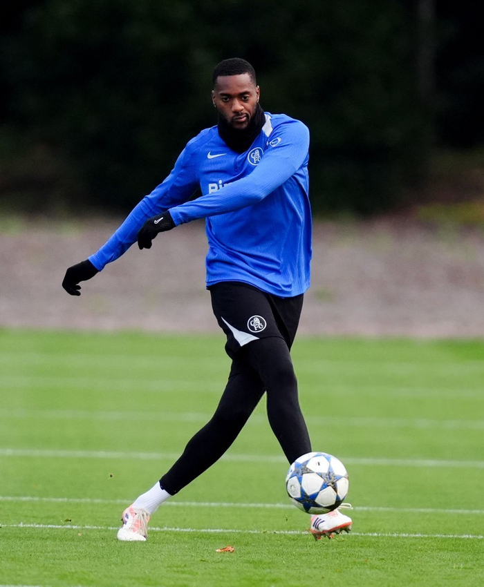 开云下载-加时末段体能课后，切尔西调整名单备战欧冠，气氛紧张，阵容厚度经受考验的简单介绍